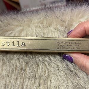Stila Stay All Day Liquid Lipstick in bacca